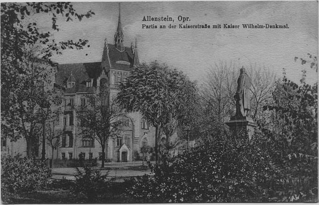 Olsztyn - View at Kaiser street with Kaiser Wilhelm monument 1916