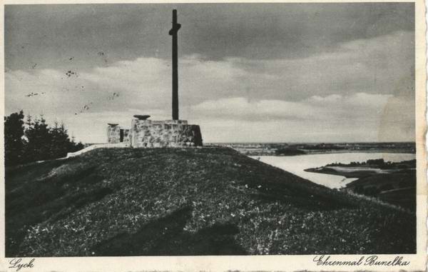 Lyck - Ehrenmal Bunelka 1940