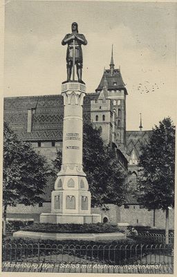 Marienburg - Schlo� mit Abstimmungsdenkmal